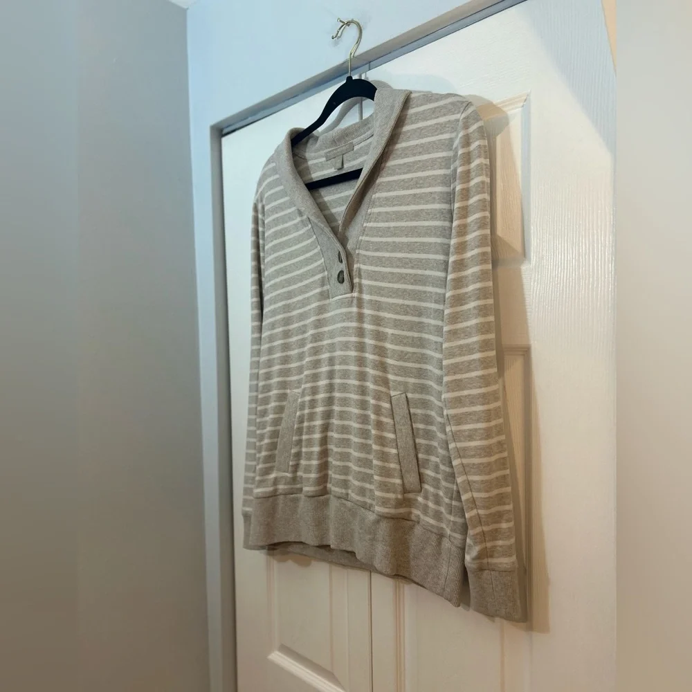 Banana Republic Gray & Ivory Striped Henley Pullover Hoodie Sweater Medium